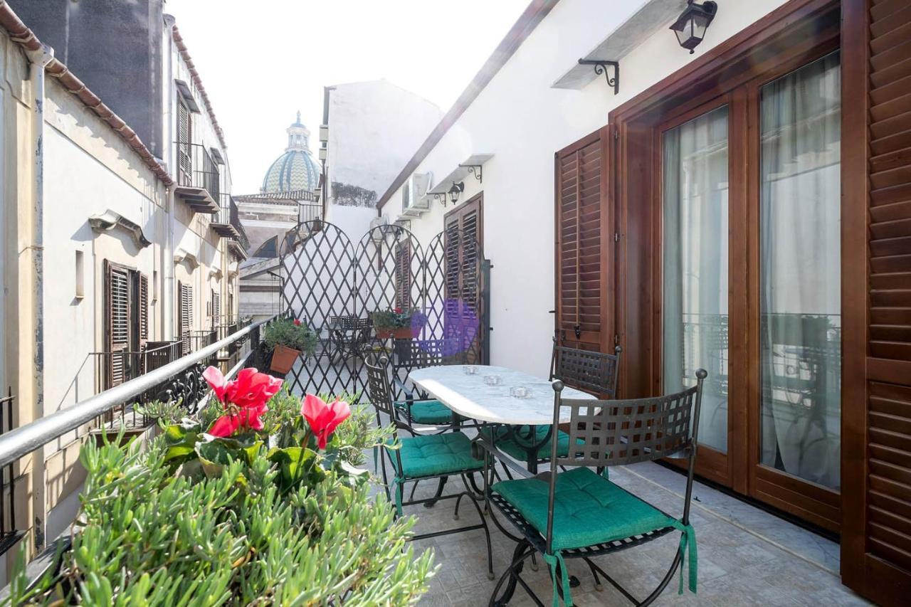 Penthouse Luxury Quattro Canti Palermo Exterior foto